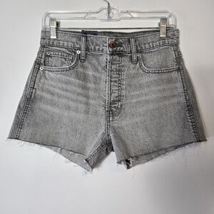 NEW GAP High Rise Cheeky Graystone Raw Hem Button Fly Denim Jean Shorts Size 27